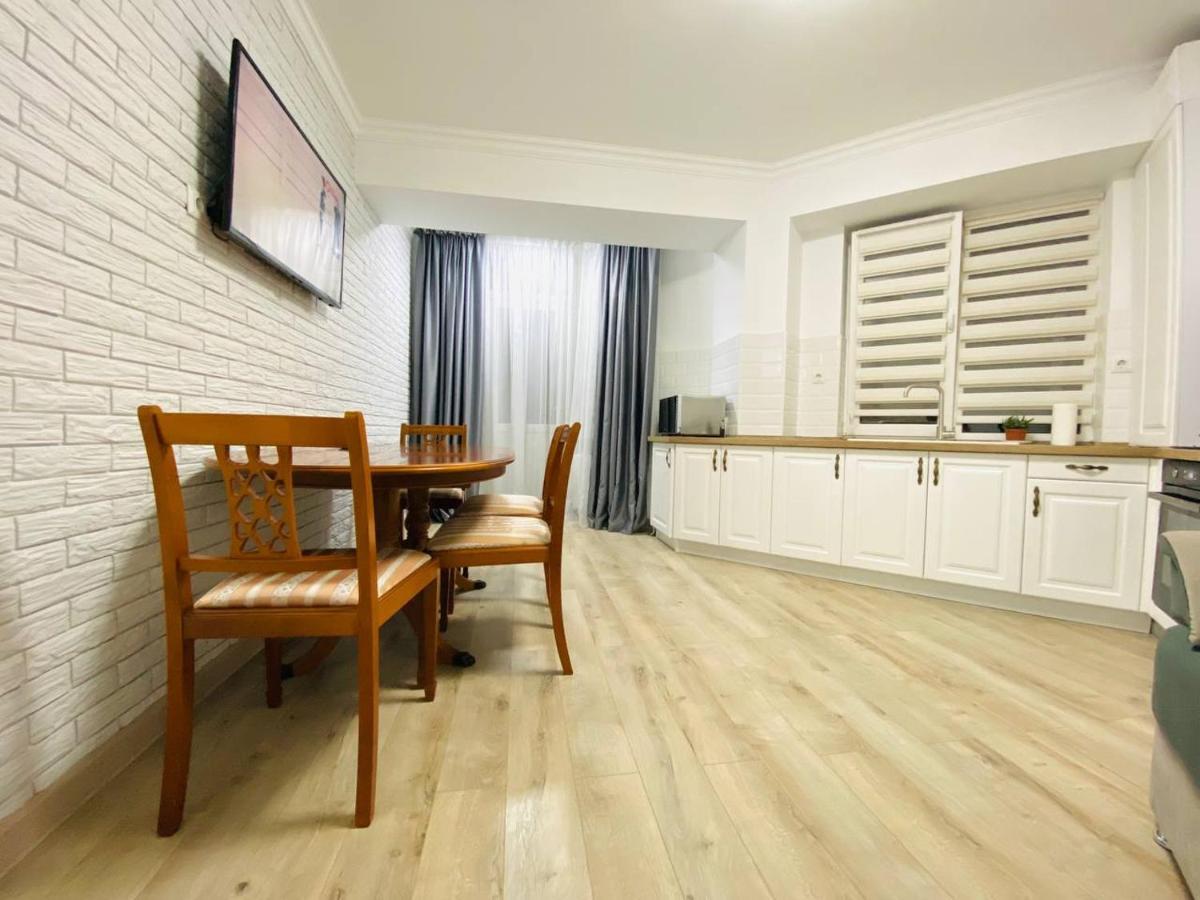 Central Eco View Apartment Chişinău Eksteriør billede